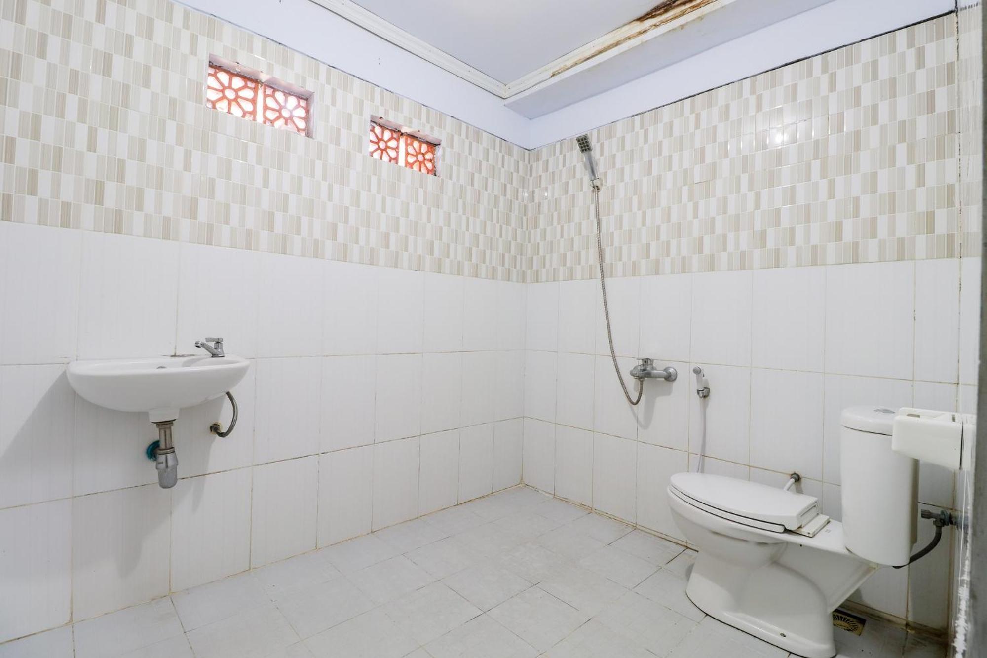 דירות מגלאנג Nurudin House מראה חיצוני תמונה
